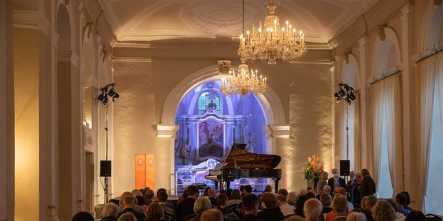 Der Barocksaal im Kloster Machern - Der Geburtsort des moselmusikfestivals.