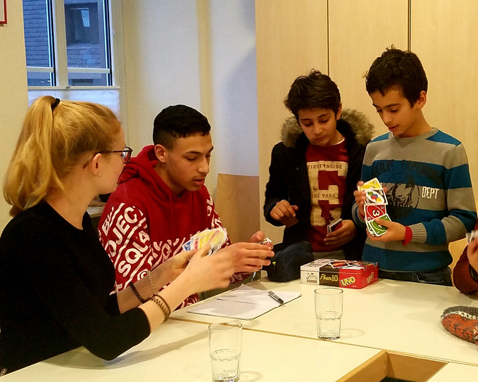 Freiwilliges Engagement beim DRK: Betreuung von Kindern und Jugendlichen mit Migrationshintergrund.