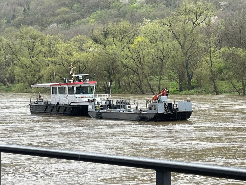 In Cochem wird heute nach einem Auto gesucht das in die Mosel gerollt ist