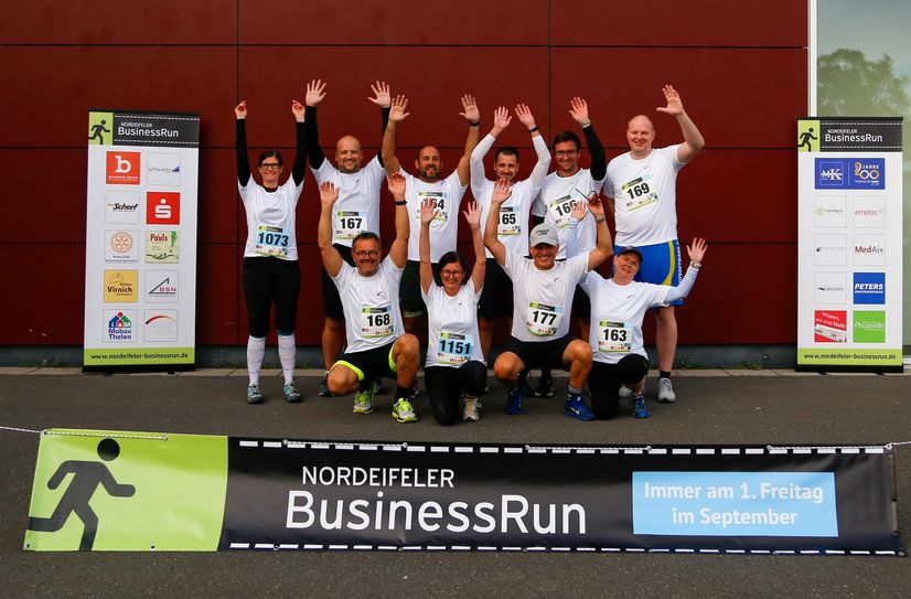 Das Medienhaus Weiss ist wie viele Unternehmen aus der Region regelmäßiger Teilnehmer des Nordeifeler Businessrun und bei Lauf wie After-Run-Party mit viel Spaß dabei.
