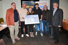 Die Firma Steffes-Ollig Feuerwerke steuerte einen Scheck in Höhe von 1.500 € bei.