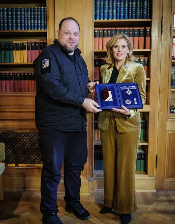 Ukrainischer Verdienstorden für Julia Klöckner.