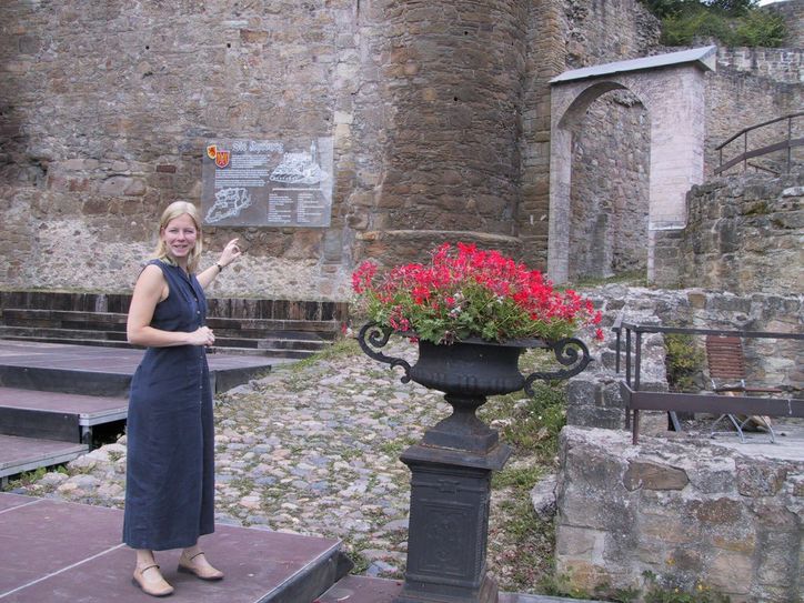 Ute Meinhard auf der Kyrburg