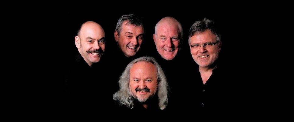 Am Sonntag, um 19 Uhr, sorgt die Trierer Kultband "Leyendecker Bloas" für beste Feierlaune. Foto: Band