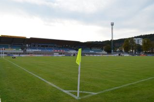 Im Moselstadion rollt wieder der Ball.