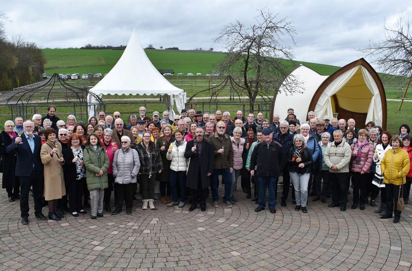 Die große Mehrheit der ehrenamtlichen Helfer ist der Einladung von Hof Hardthöhe gefolgt.