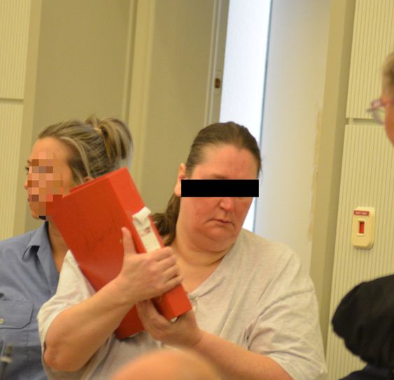 Brigitte H. wurde heute wegen Mordes zu einer lebenslangen Haftstrafe verurteilt.