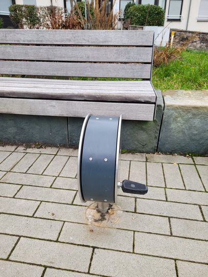 Am Europaplatz sind die Geräte aufgrund fehlender Pedale unbrauchbar.