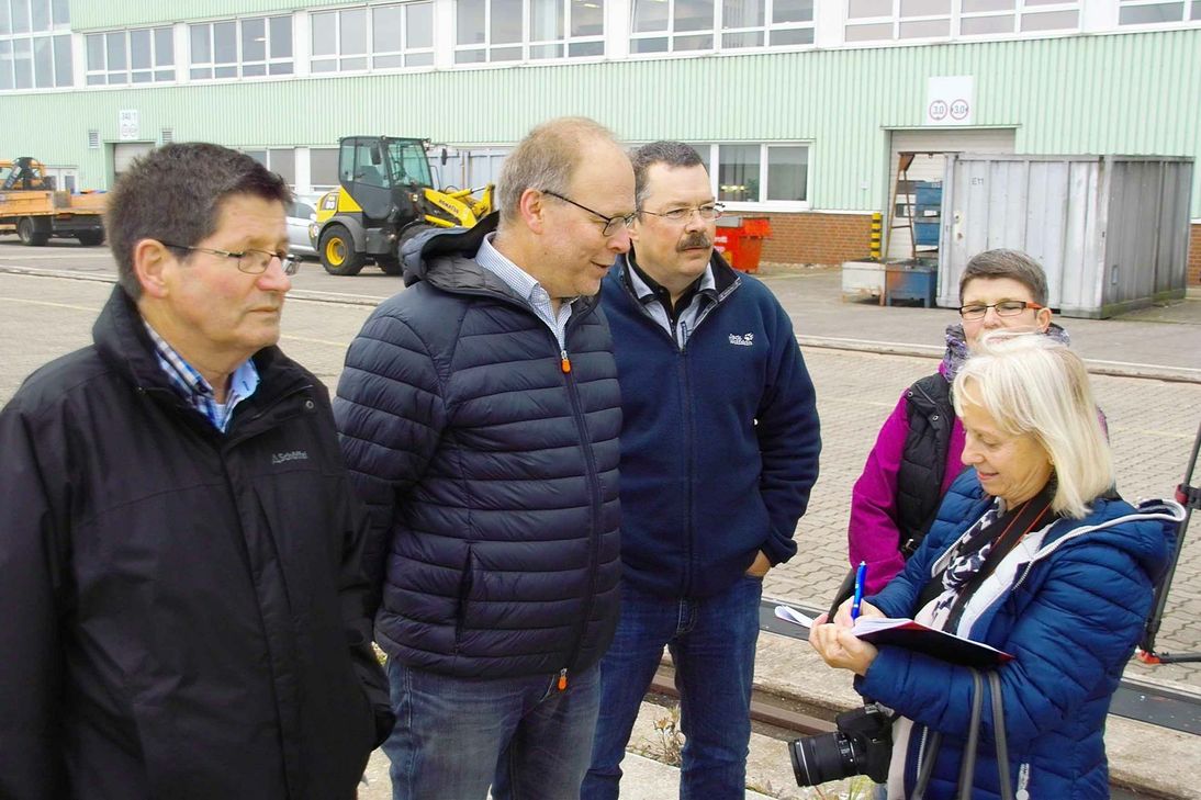 Andreas Beiling (2. v. l.), Ortsbürgermeister von Oberbillig,