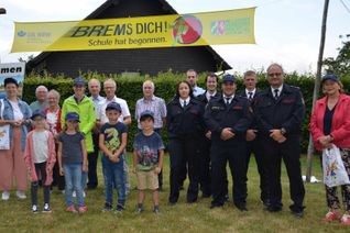 Am Mützenicher Ortseingang wurde die Aktion »Brems Dich - Schule hat begonnen« der Monschauer Verkehrswacht offiziell gestartet.