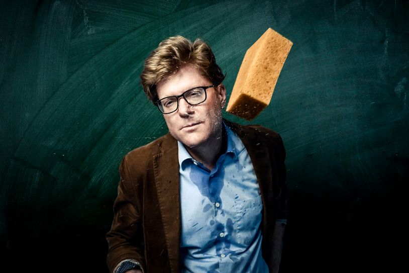 Herr Schröder kennt die Grammatik-Regeln von Instagramm und Co.