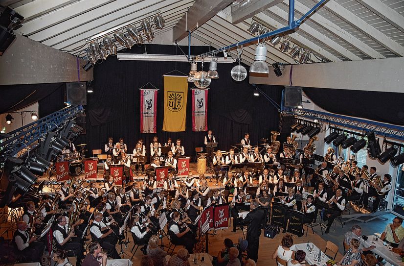 Nach dem großen Erfolg aus dem Jahr 2016 in der Eicherscheider Tenne richtet der Musikverein »Lyra« Höfen nun das musikalische Rückspiel aus.