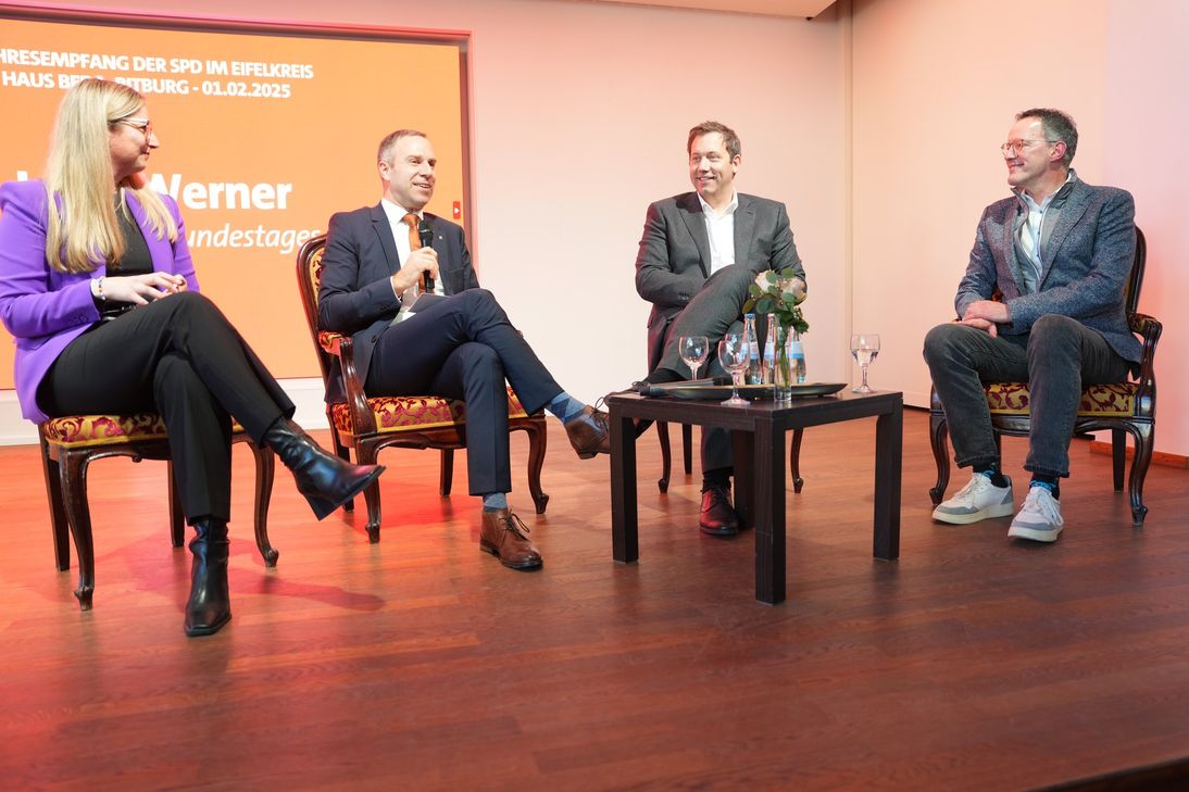 Diskussionsrunde der Spitzenpolitiker