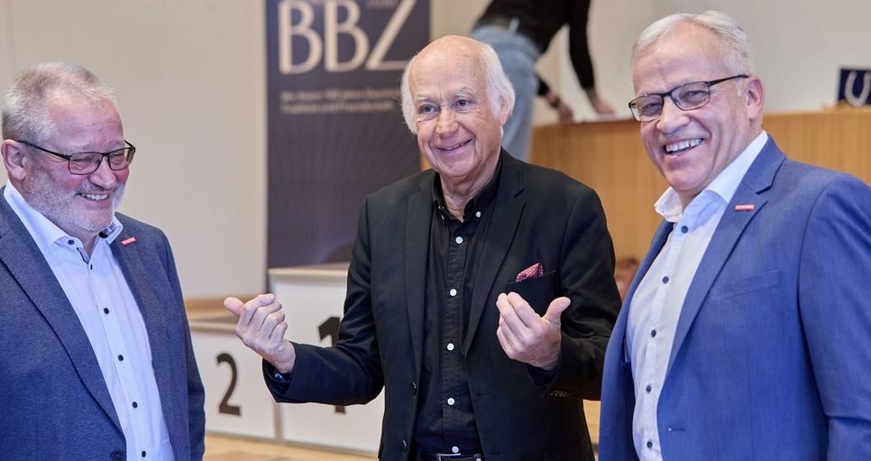 Landesinnungsmeister RLP Johannes Lauer, Mayens Bürgermeister Bernhard Mauel und HwK-PRäsident Kurt Krautscheid (v.l.).