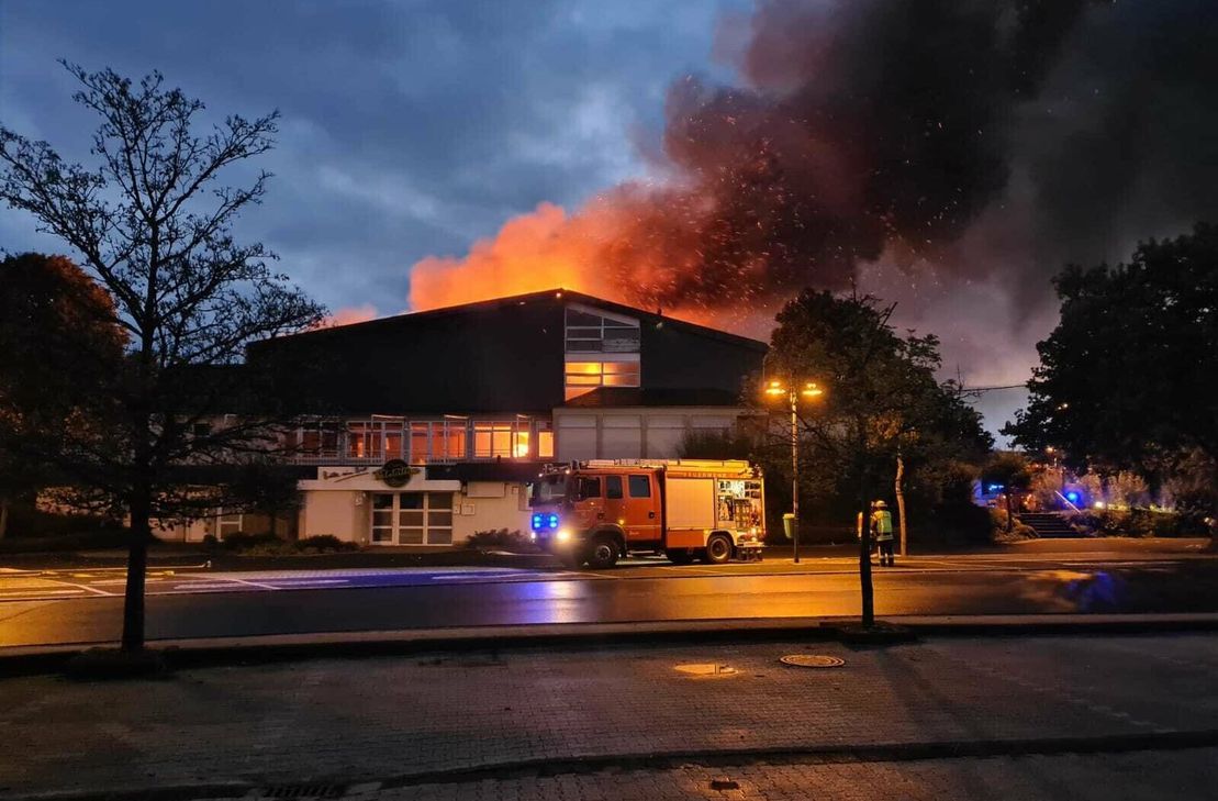 Brand der Stadthalle Tivoli.