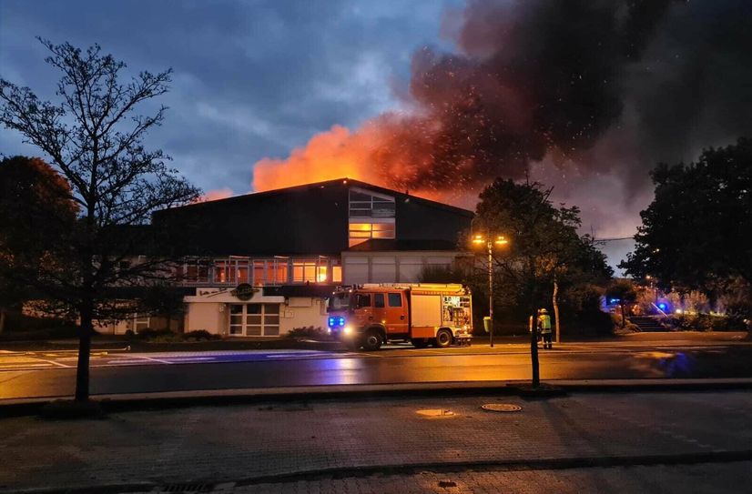 Brand der Stadthalle Tivoli.