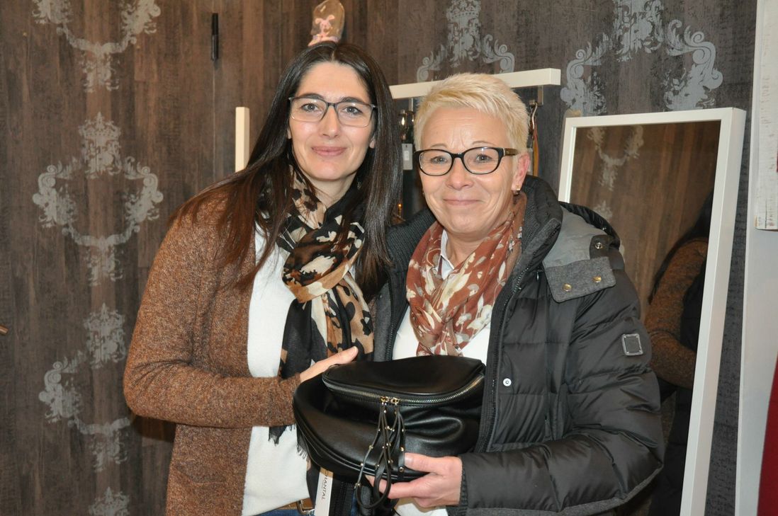 Im "Stiletto-mia" gab es eine Tasche.