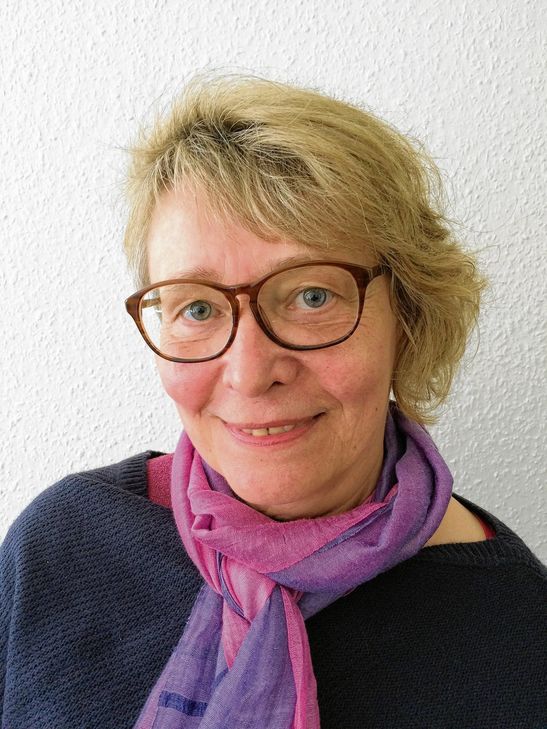 Angelika Koch wohnt seit 1988 in der Vulkaneifel und arbeitet als freie Redakteurin, Journalistin und Autorin. Foto: FF