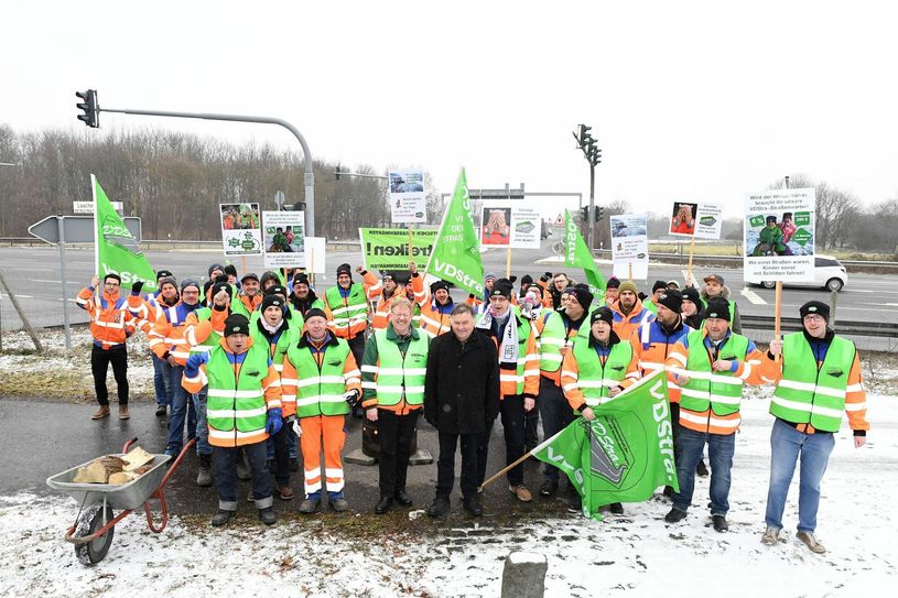 Straßenwärter der Autobahnmeisterei in Mendig traten in den Warnstreik.