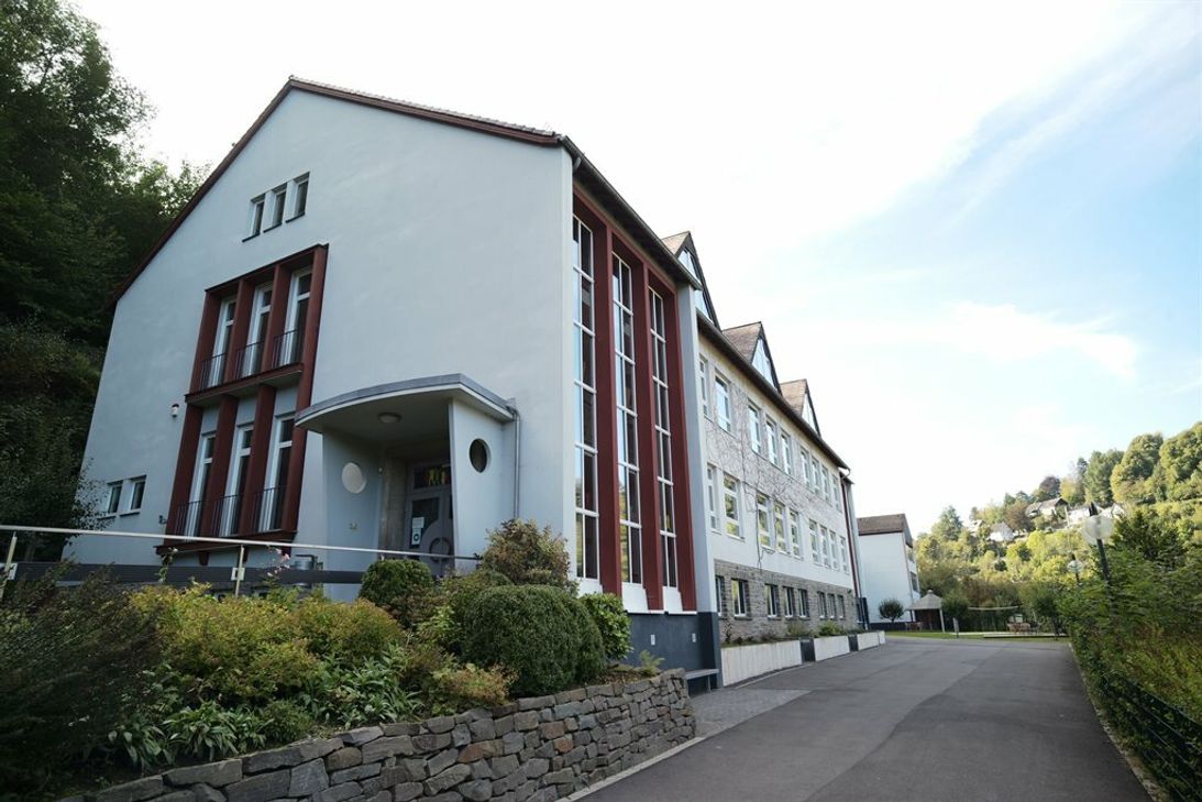 Die Mädchenrealschule St. Ursula schließt ab 2026