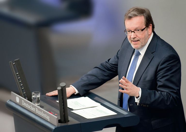 Bernhard Kaster kritisiert Bundesumweltministerin Dr. Barbara Hendricks. Foto: FF