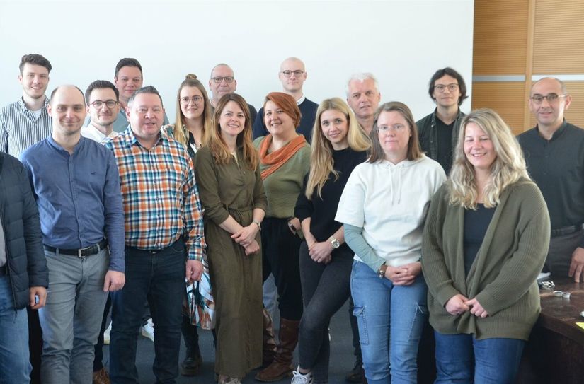 Agieren gemeinsam zur Optimierung digitaler Angebote für ihre Kunden: Die Mediaberater des Weiss-Verlages und die »Delphi digital GmbH« bieten einen Recruting-Mix im Kampf gegen den Fachkräftemangel.