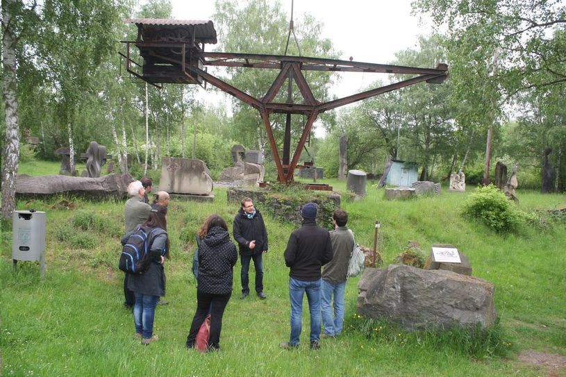 Basaltabbau von der Keltenzeit bis in das 20. Jh. in Erlebniszentrum „Grubenfeld Mayen“.