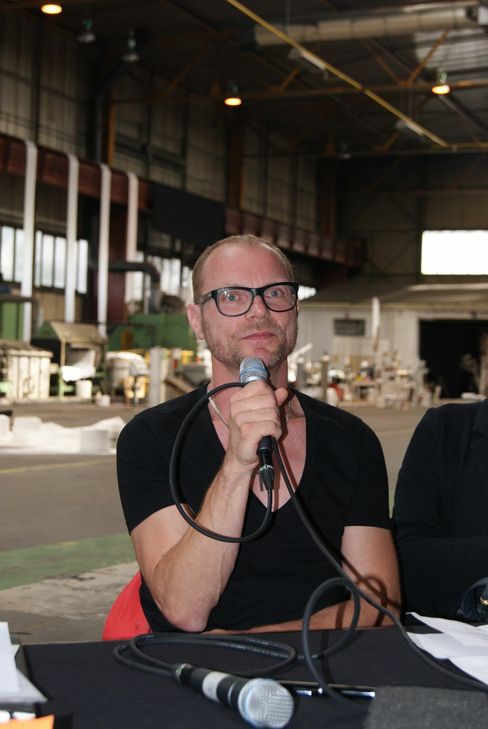 Intendant Karl Sibelius blickt der neuen Spielzeit gespannt entgegen. Foto: Huss