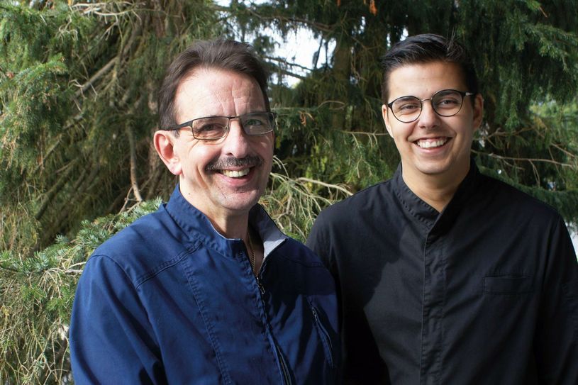 Leslee Pietsch (r.) und sein Vorgänger Dirk Künzer beim Schlemmerservice Künzer setzen auf "TrendFood".