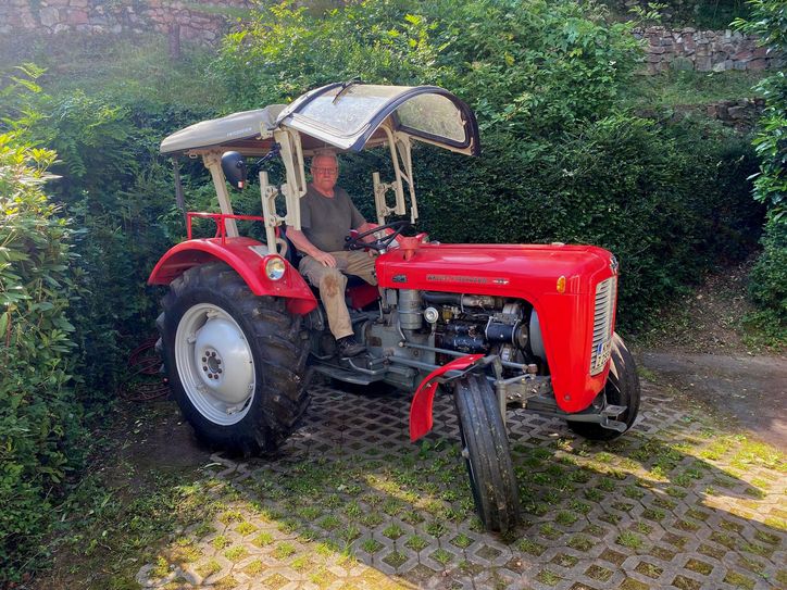 2700 Kilometer mit 23 Km/h: Dieter Reinhardt fuhr mit dem Traktor von Bad Kreuznach nach Krasnik - und erfüllte sich damit einen großen Traum.