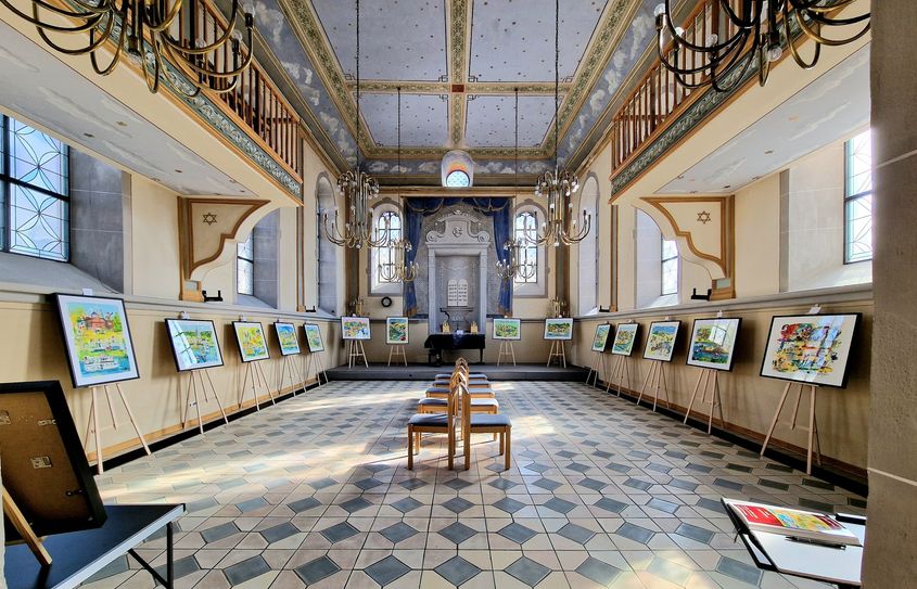 Noch bis zum 30. März ist in der Alten Synagoge in Schweich die Sonderausstellung "Entlang der Mosel" des Trierer Künstlers Roland Grundheber zu sehen.