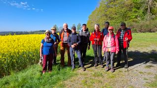 Die Wandergruppe auf dem Eifelsteig.