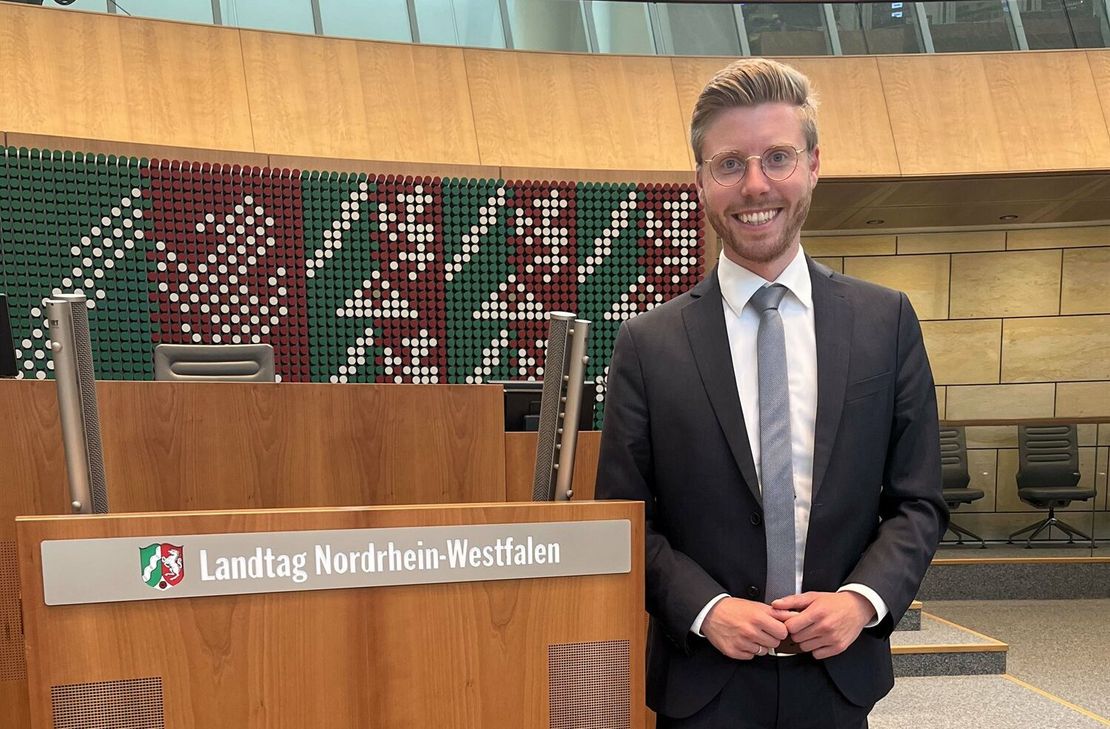 Seit Anfang Juni und damit nur rund 30 Monate nach Beitritt in die CDU ist Daniel Scheen-Pauls Abgeordneter im Düsseldorfer Landtag. Gestern hat er Hendrik Wüst zum Ministerpräsidenten der ersten schwarz-grünen Regierung von NRW gewählt.