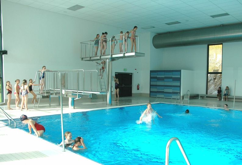 Am kommenden Wochenende öffnet auch das Monschauer Vennbad wieder für alle Schwimmer und Wasserratten. Foto: Archiv