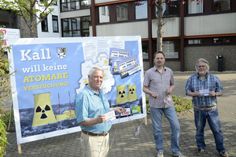 Mit diesem Transparent macht das von CDU und Grünen ins Leben gerufene »Aktions-Team Stopp Tihange« bei der Menschenkette am  25. Juni auf die Gefahren des maroden Atomreaktors aufmerksam. mn-Foto