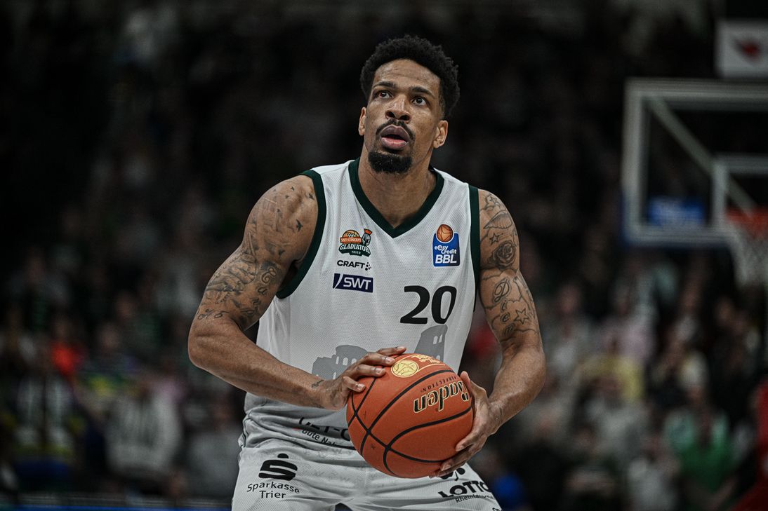 Urald King von den Gladiators an der Freiwurflinie