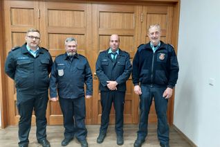 Leiter der Kreisausbildung Gregor Zehe, Dirk Nicklaus, Sebastian Berens, stv. Brand- und Katastrophenschutzinspekteur Stephan Christ. (v.l.n.r.)