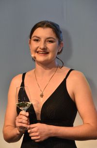 Die neue Naheweinkönigin 2023/2024 Katharina Gräff.