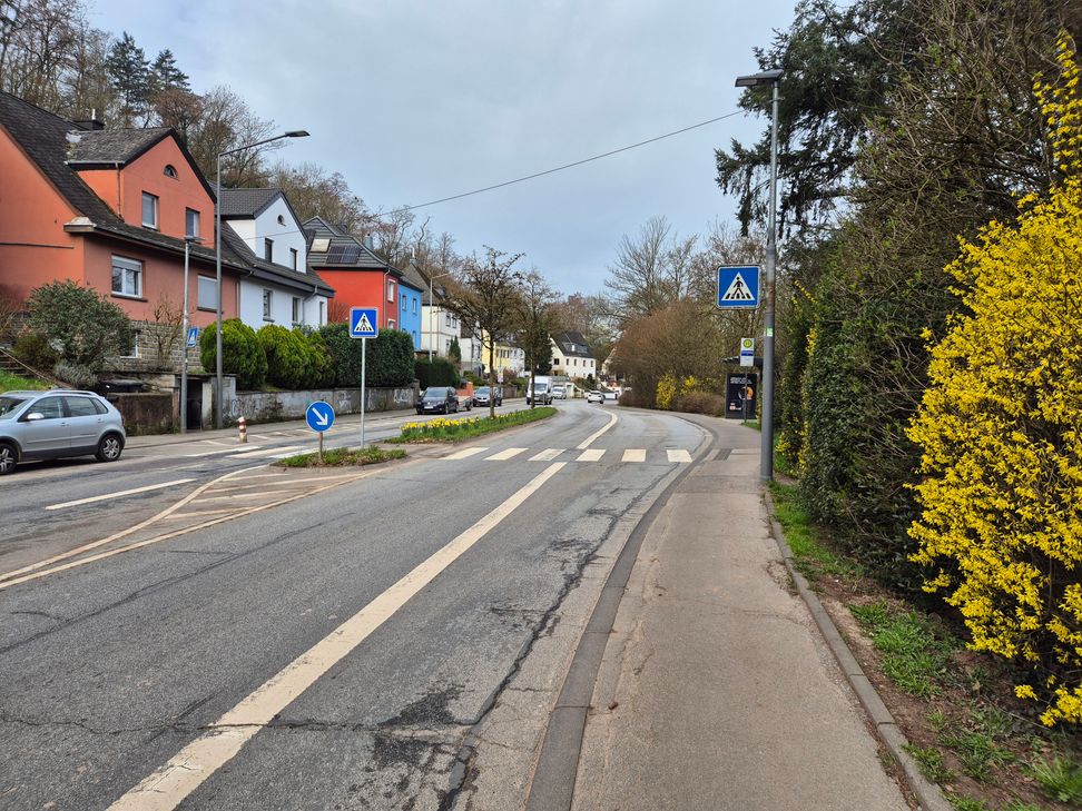 Die Fahrbahnsanierung im Avelertal startet in den Osterferien