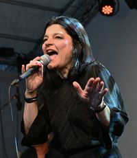 Jasmin Tabatabai gab zusammen...