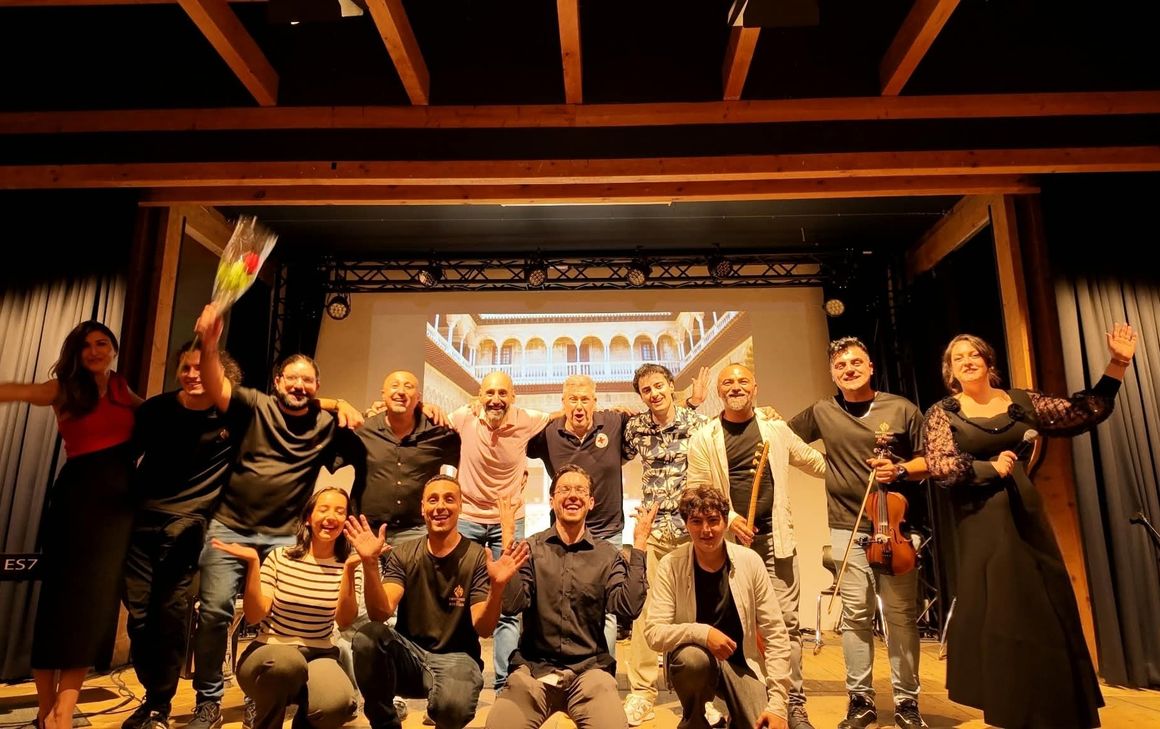 Die eigens für die Interkulturelle Woche gegründete DRK-IKW-Band feierte beim internationalen Familienfest in Bitburg ihre Premiere. Musiker unterschiedlicher Herkunft setzten mit Liedern in mehreren Sprachen ein Zeichen für kulturelle Vielfalt und Gemeinschaft.