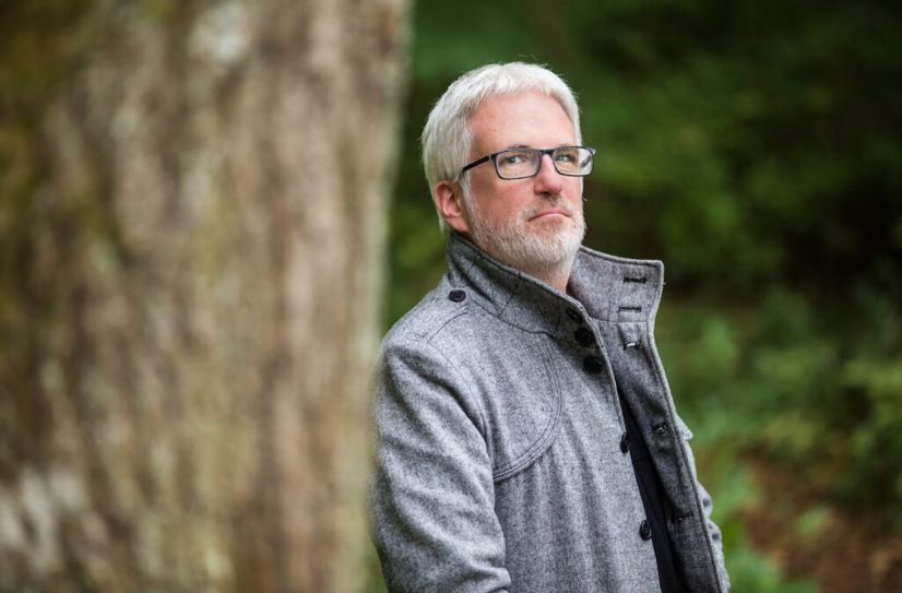 Christian Humberg trägt die Schönheit der Eifelregion ins ganze Land... Und dass seine Geschichten Wirkung zeigen, spürt er immer wieder: "Manche Menschen nehmen meine Bücher zum Anlass für einen Urlaub in der Eifel und besuchen die Schauplätze der Mythen und Sagen."