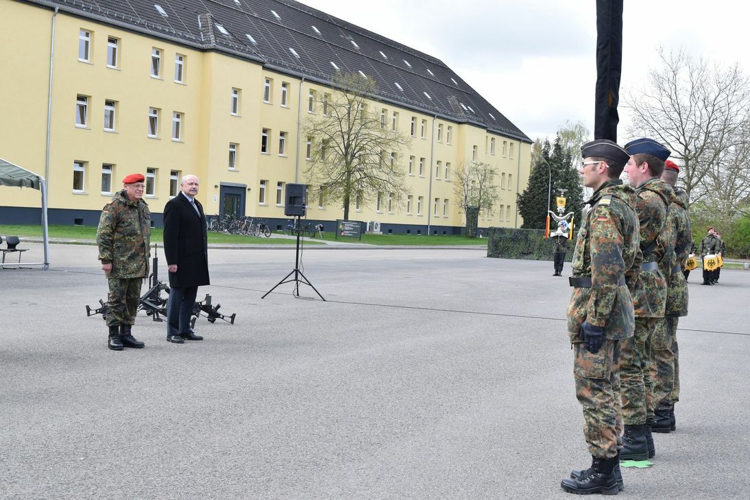 Das Spielzeugparadies und das TTS-Sport-Vereinsprojekt unterstützen die WochenSpiegel-Patenschaft Jugendprojekt Waldstadion. Foto: Finkenberg