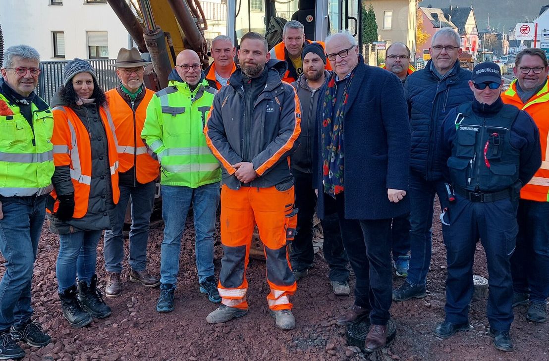 Das Baustellenbesprechungs-Team im Dezember vergangenen Jahres.