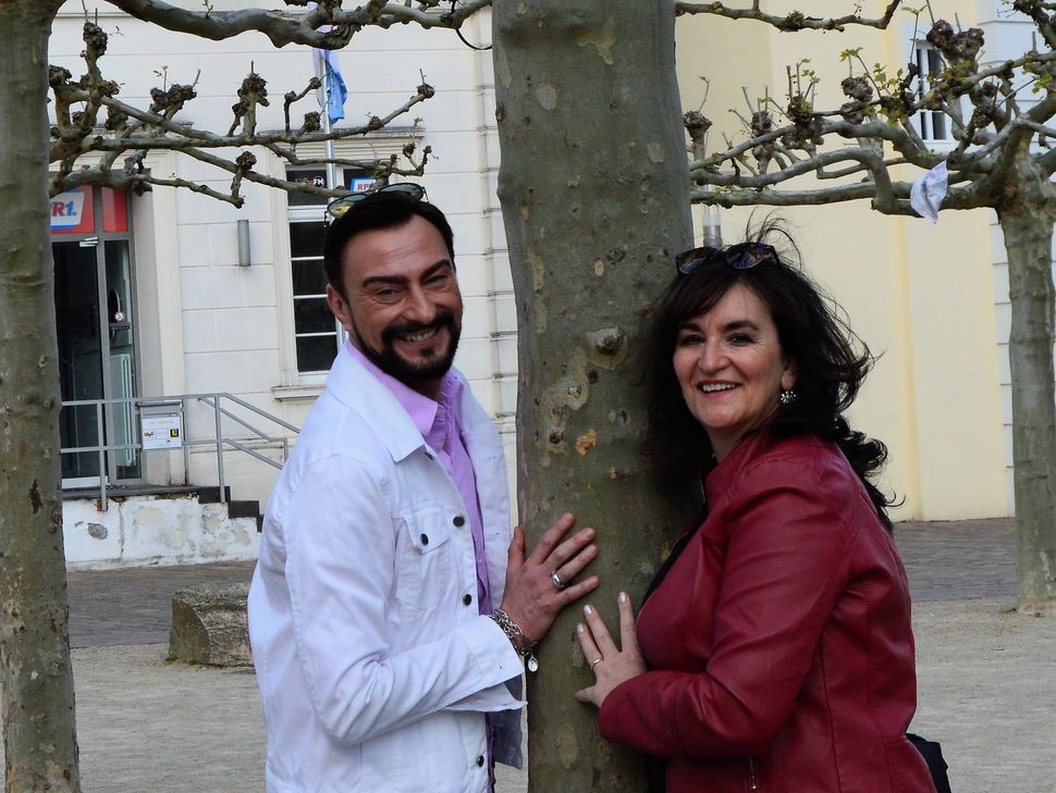 Freuen sich auf die kommende Session als Stadtprinzenpaar: Harald Junkes und Marion Silano. Foto: Privat