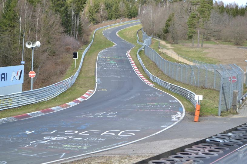 Einen Karfreitag ohne Menschen am Nürburgring soll es in diesem Jahr geben. Foto: Mager
