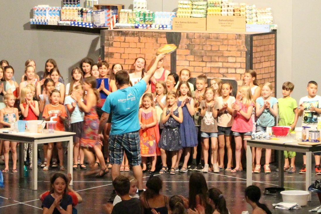 Seit Anfang des Jahres probt der Kinder- und Jugendchor des Theater Trier "BRUNDIBAR". Foto: FF