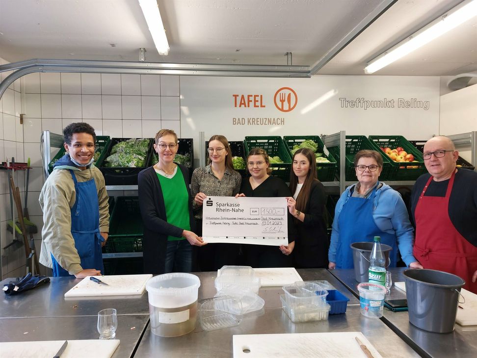 Da sich die Tafeln nahezu ausschließlich durch Spenden finanzieren, ist die Zuwendung der Zentralwäscherei mehr als willkommen.