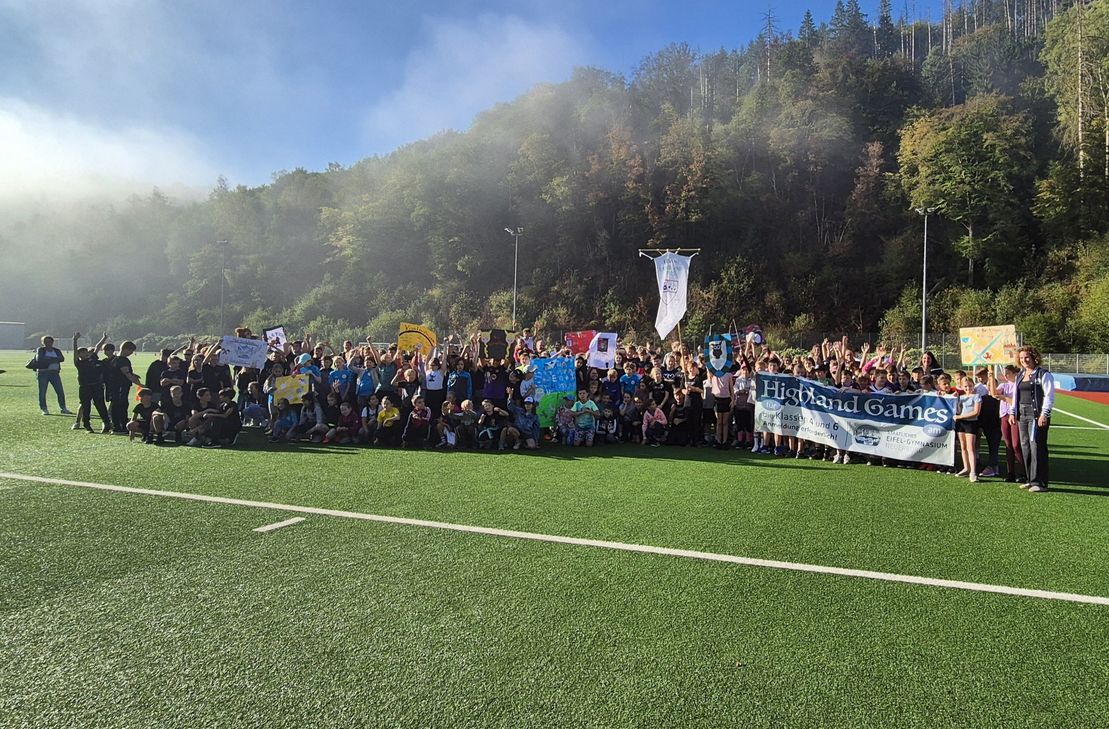Die ersten "Highland-Games" am Staatlichen Eifel-Gymnasium Neuerburg.