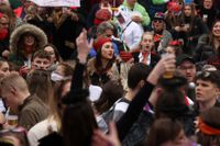 Impressionen von der Prinzenpaarproklamation auf dem Trierer Hauptmarkt an Weiberfastnacht